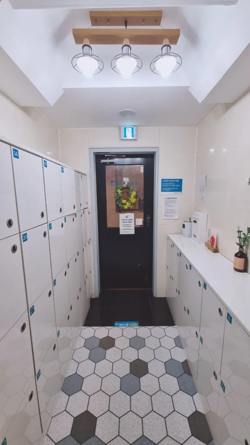 [Seocho, Seoul] Banpo Gangnam Clean and Safe Single-Person Accommodation: One Room 7