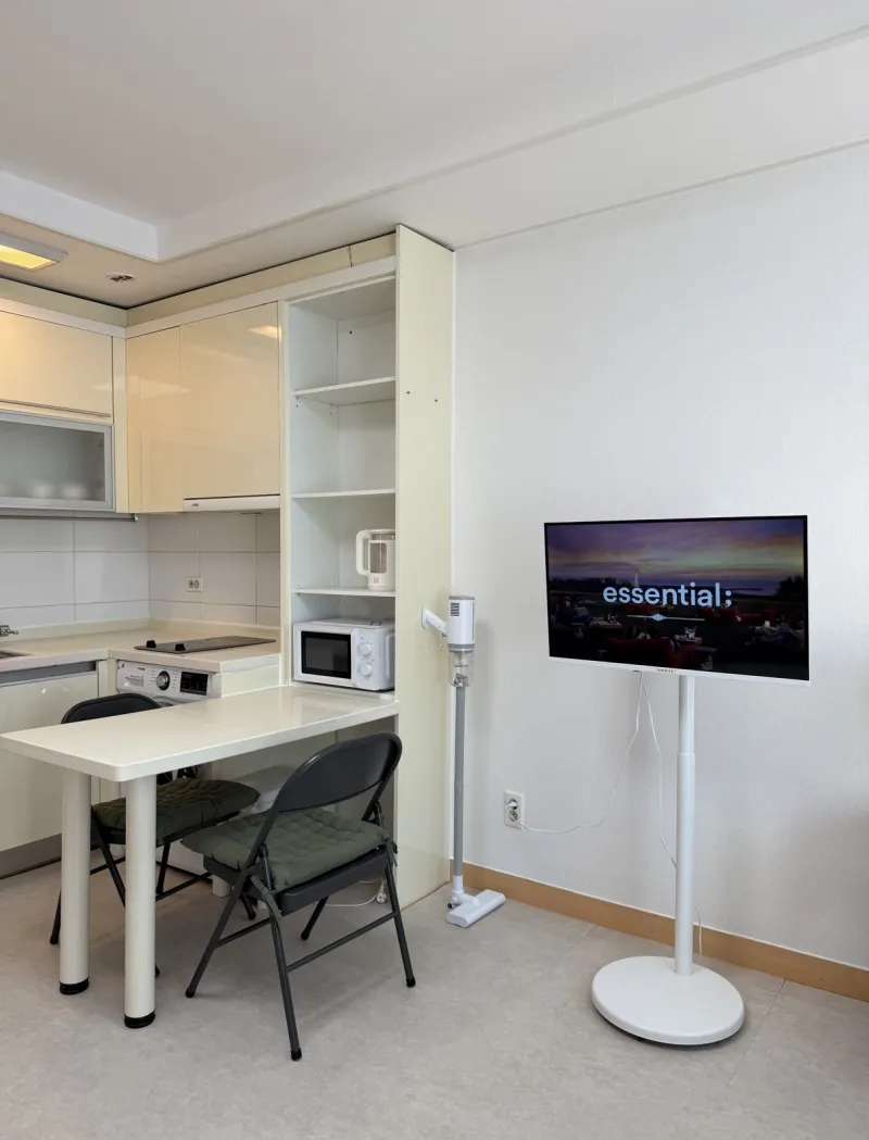 [Seongnam] 3-minute walk from Ori Station. Modern, clean, hotel-style, fully furnished. 8