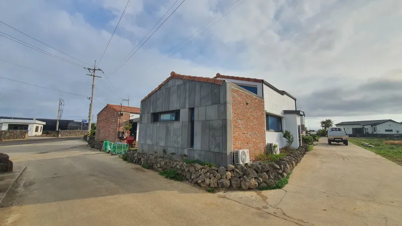 [Daejeong, Seogwipo] A two-room duplex apartment within a 1-minute walk of the ocean. #Pets allowed. 12