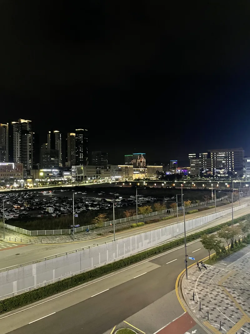 [Sejong] Fully furnished officetel, 5 minutes from Naseong BRT 11
