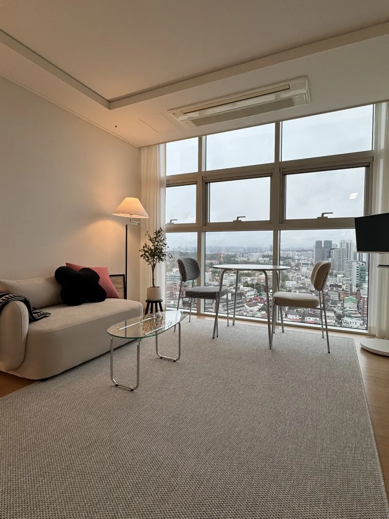 [Yongsan, Seoul] High-rise view studio apartment connected to Seoul Station underground passage 4