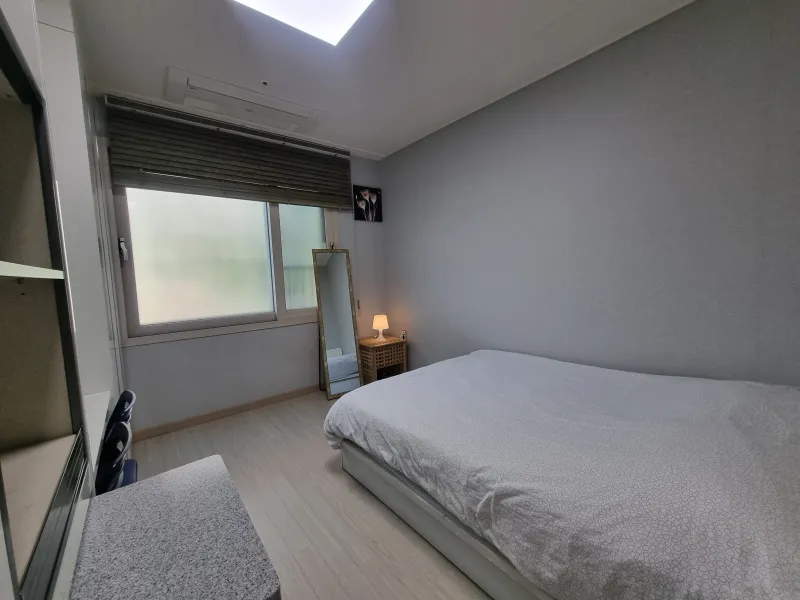 [Gangdong, Seoul] Fully equipped with excellent accessibility, 2 minutes from subway station, and 2 parking spaces 8