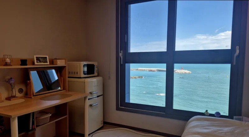 [Gijang, Busan] Yeonhwa-ri Ocean View Full-Option Private Room for Women Only 2