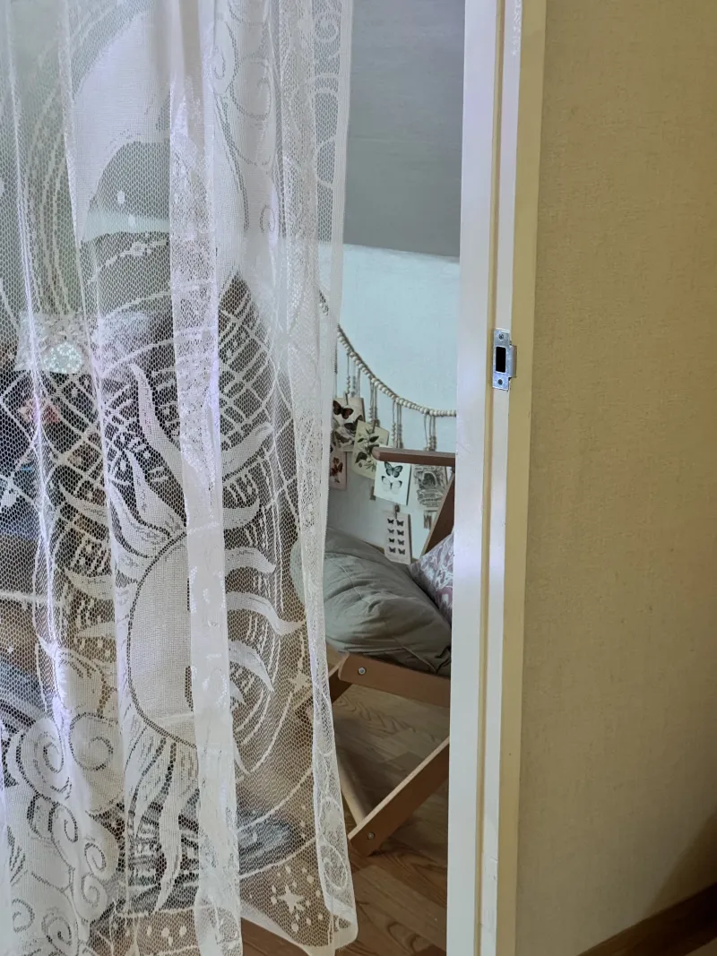 [Gwangjin, Seoul] 1 minute from Konkuk University Station, 4 rooms, 1.5 stories/Romantic duplex, large attic 17