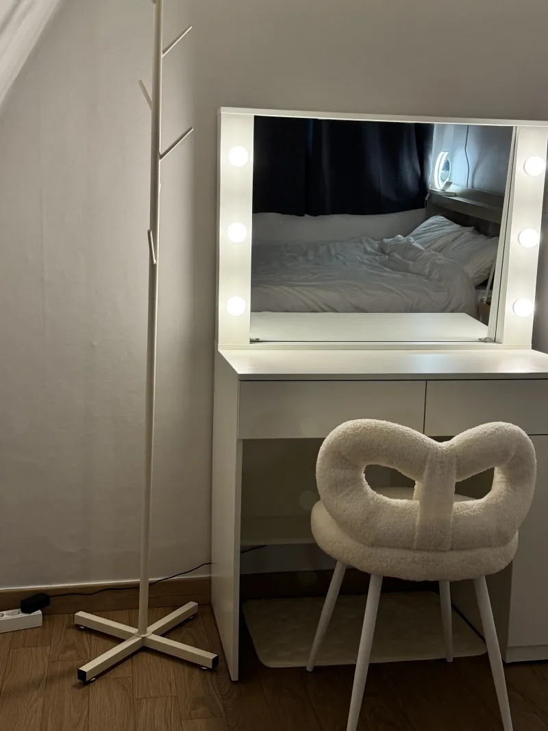 [Gwangjin, Seoul] 1 minute from Konkuk University Station, 4 rooms, 1.5 stories/Romantic duplex, large attic 8