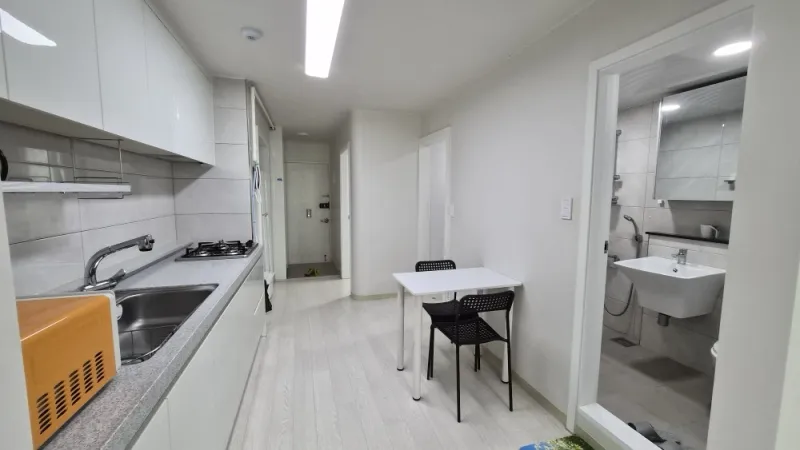 [Gwangmyeong] Apartment 10 minutes walk from Haan Gasan Doksan Station 16