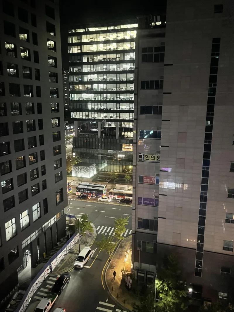 [경기 성남] 판교역 1분 휴식처 14