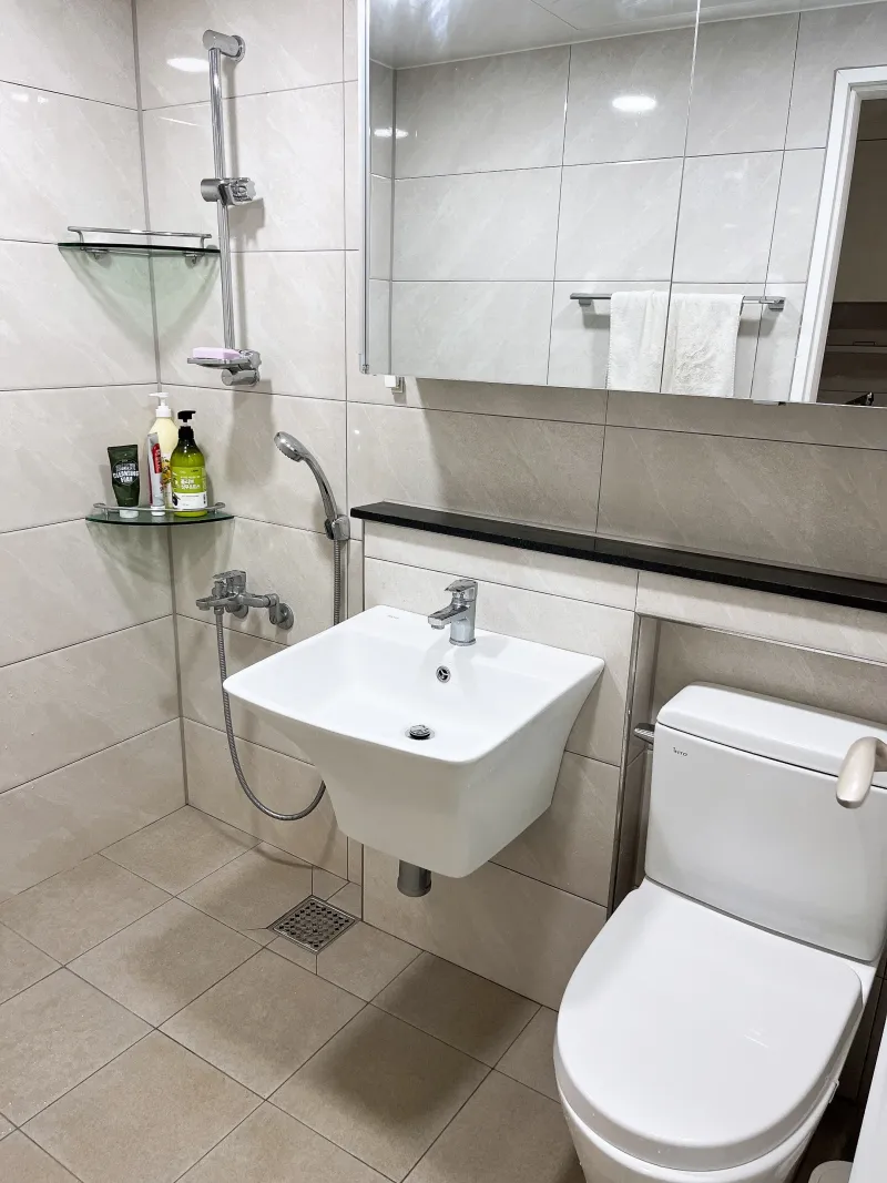 [Gwangmyeong] Apartment 10 minutes walk from Haan Gasan Doksan Station 6