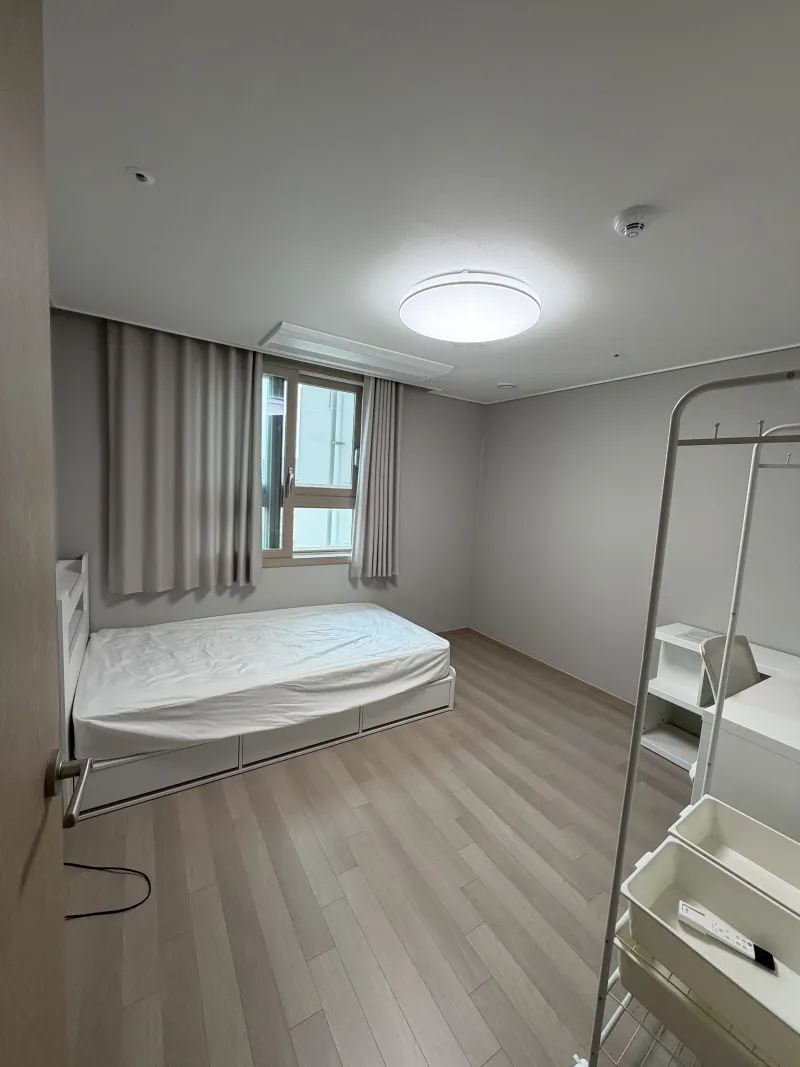 [Pyeongtaek] Single room in a women-only share house in front of Godeok Lake Park 2