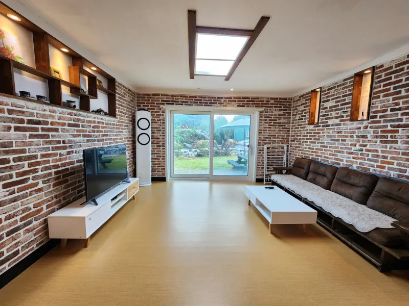 [Gujwa, Jeju] A detached house in a townhouse 5 minutes walk from Bijarim 10