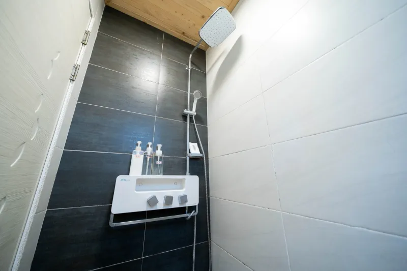 [Namwon, Seogwipo] A quiet rural village surrounded by tangerine orchards, a Nordic-style detached house_White Room 22