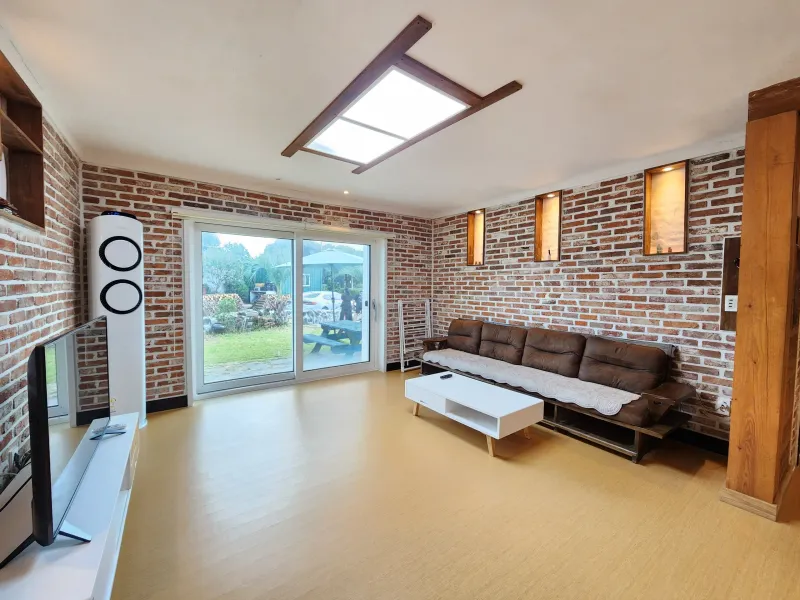 [Gujwa, Jeju] A detached house in a townhouse 5 minutes walk from Bijarim 11