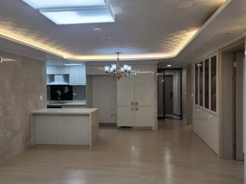 [Changwon] 3 bedroom, 2 bathrooms, high-rise apartment with an open city view 9