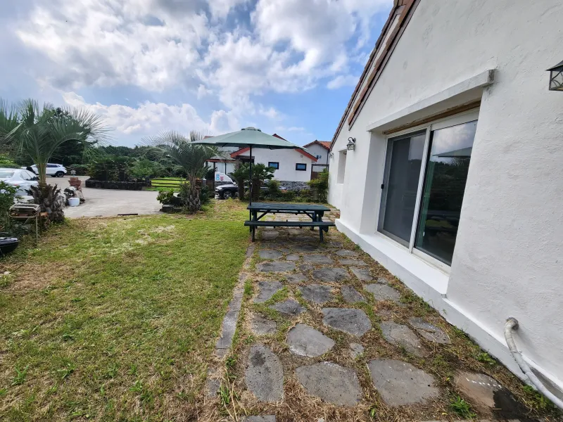 [Gujwa, Jeju] A detached house in a townhouse 5 minutes walk from Bijarim 15