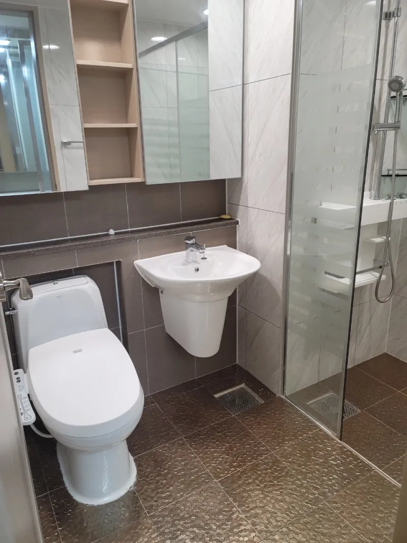 [Changwon] 3 bedroom, 2 bathrooms, high-rise apartment with an open city view 7