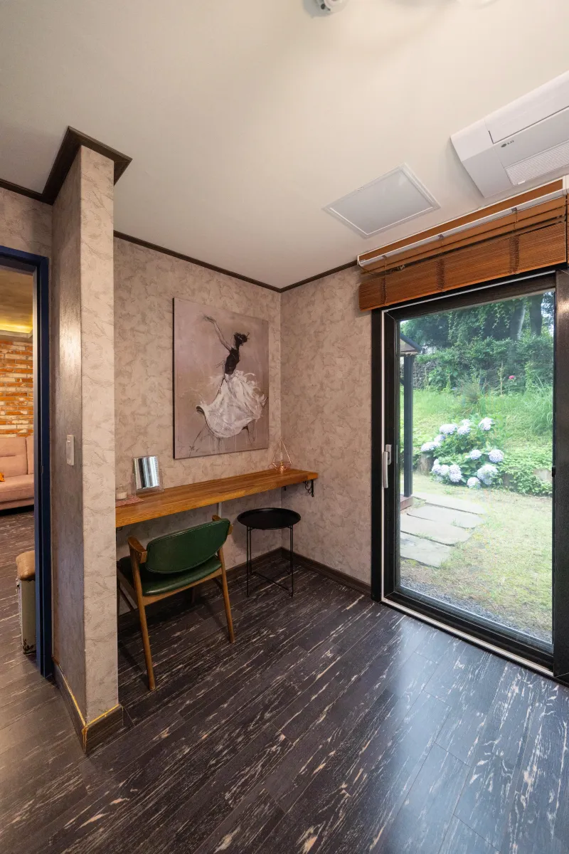 [Namwon, Seogwipo] Cafe-like feel - A quiet, independent pension in a rural village surrounded by tangerine trees 5