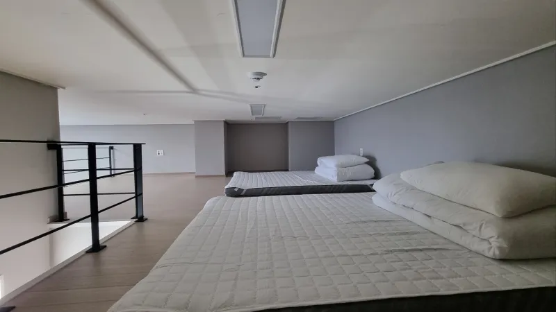 [Donghae] Ocean View Duplex Separate Room 304, East Sea View Beyond the Window 15
