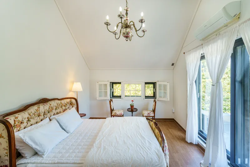 [Gangneung][Gangneung, Gangwon-do] A 55-pyeong duplex house with a European feel in the forest. 13