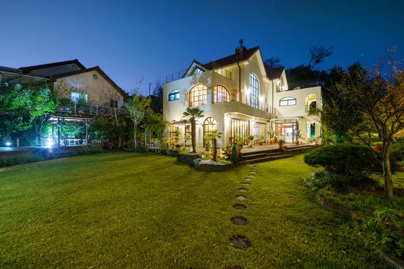 [Gangneung][Gangneung, Gangwon-do] A 55-pyeong duplex house with a European feel in the forest. 83