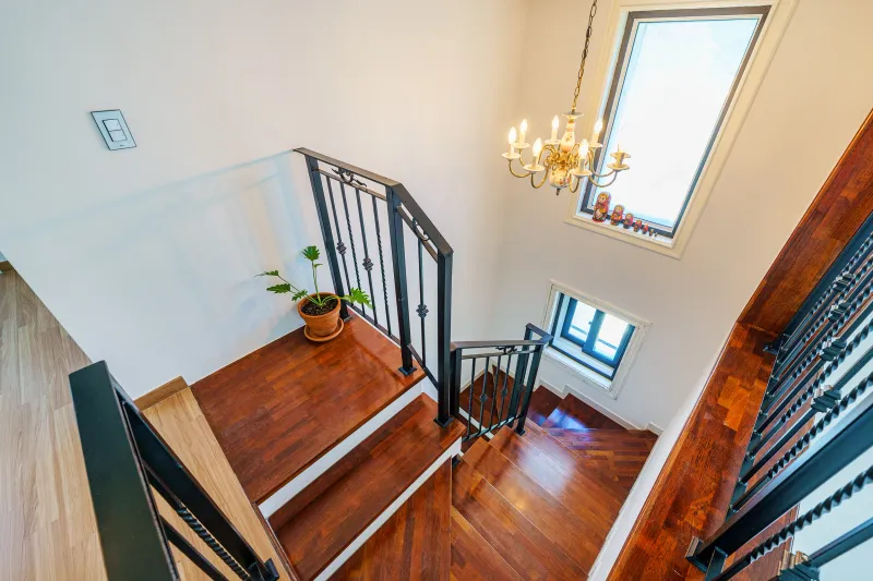 [Gangneung][Gangneung, Gangwon-do] A 55-pyeong duplex house with a European feel in the forest. 51