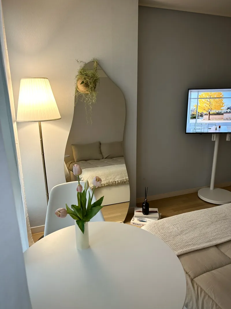 [Yongin] Clean interior with super-low rent near Giheung Station 5