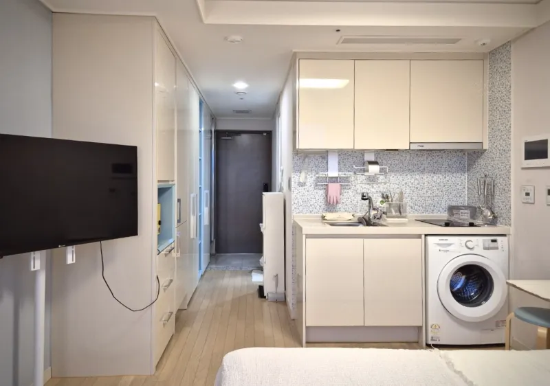 [Yongin] Clean interior with super-low rent near Giheung Station 7