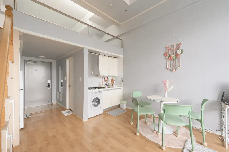 [Yongsan, Seoul] 1 minute from Seoul Station/Suitable for 4 people 24
