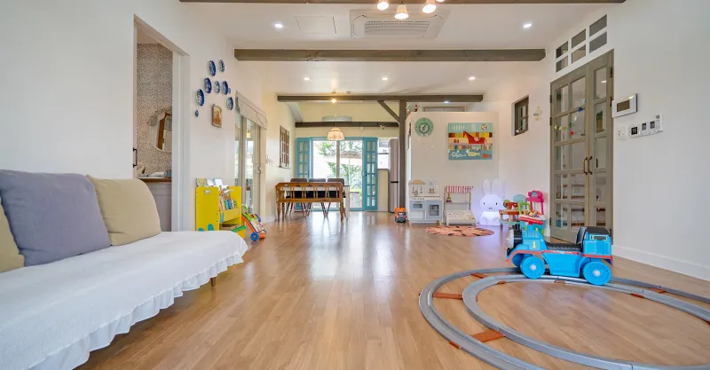 [Andeok, Seogwipo] 3-Story European-Style Kids' Private House with Indoor Heated Swimming Pool and Attic 14