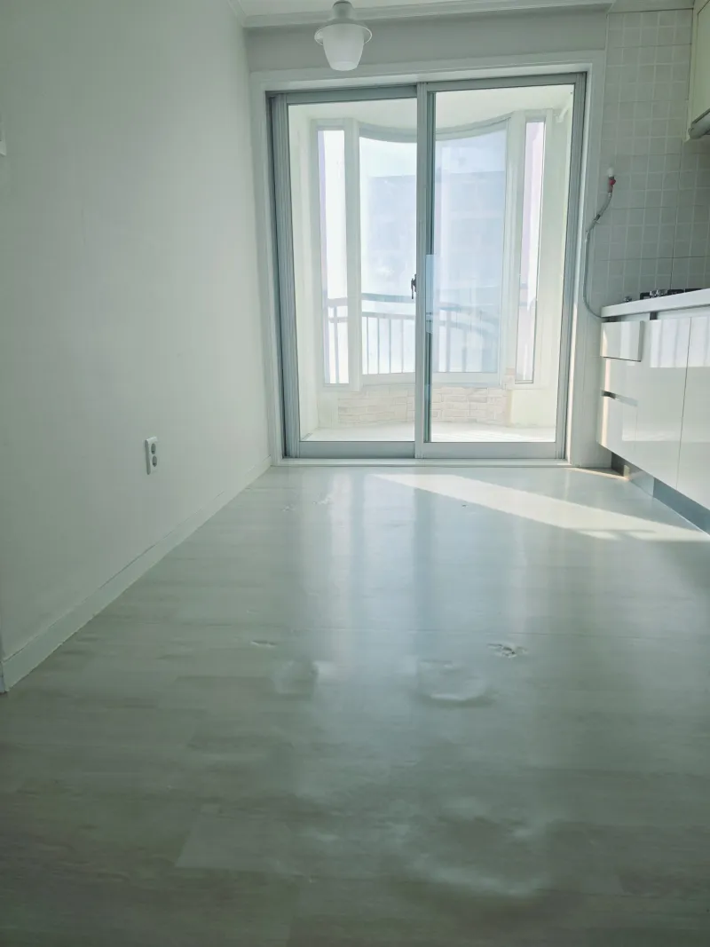 [Gumi] Sangmo 3-room apartment 1402 12