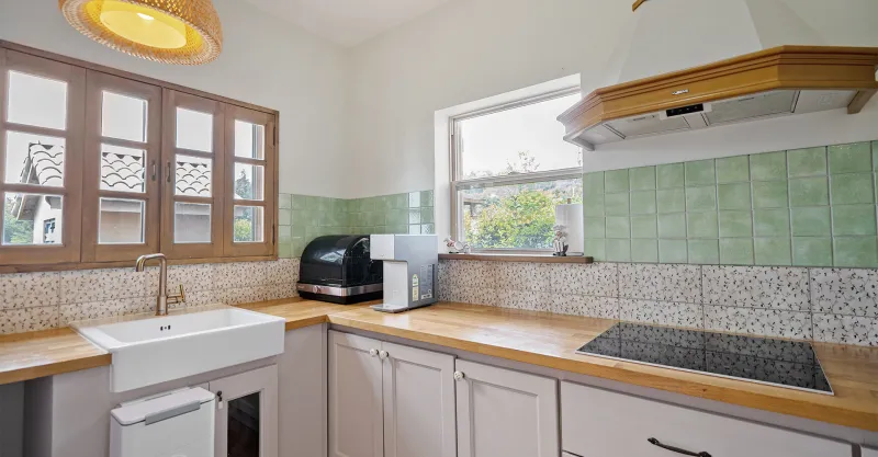 [Andeok, Seogwipo] 3-Story European-Style Kids' Private House with Indoor Heated Swimming Pool and Attic 18