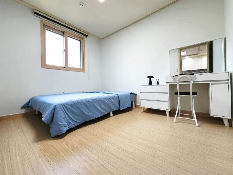 [Songpa, Seoul] Fully Furnished Two-Room Apartment with Park View, 3-Minute Walk from Munjeong Station 3