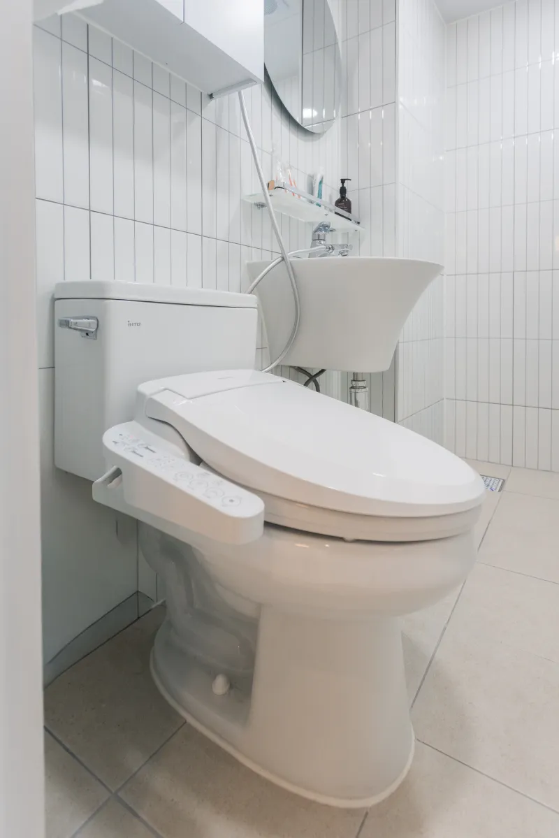 [Seodaemun, Seoul] 3-bedroom, 4 queen beds, 6 minutes from Hongik University Station and 2 minutes from Yonsei University Station 21