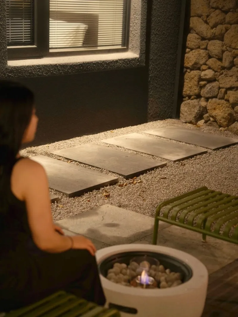 [Aewol, Jeju] Gueom-ri Beach Road, Jeju Stone Wall Emotional House, Pretty Garden Yard, Olle Trail 17