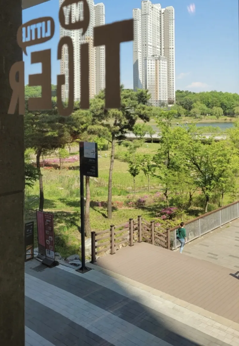 [Suwon][Suwon Yeongtong] Gwanggyo Lake View Galback Forena 3-Room 18