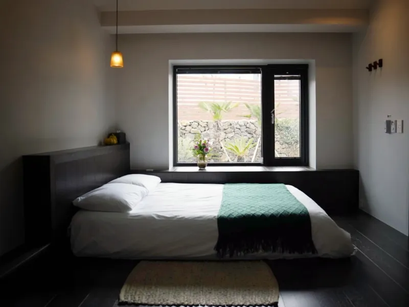[Aewol, Jeju] Gueom-ri Beach Road, Jeju Stone Wall Emotional House, Pretty Garden Yard, Olle Trail 4