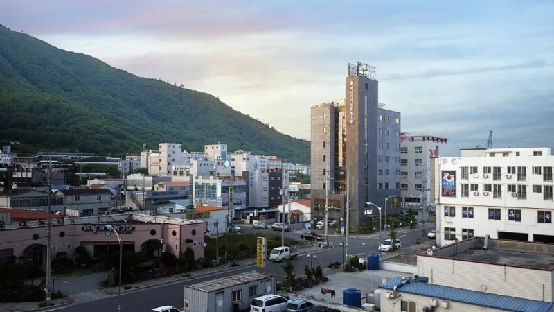 [Tongyeong] 24-Hour Free Restaurant/Tongyeong/Geoje/Goseong Travel Twin Room 4 8