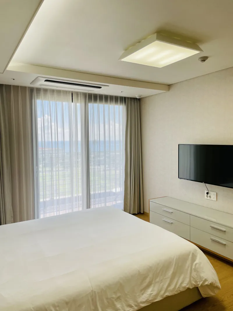 [Saekdal-dong, Seogwipo] Seogwipo Jungmun Tourist Complex Saekdal Beach #FamilyTravel #SurfingSpot 4