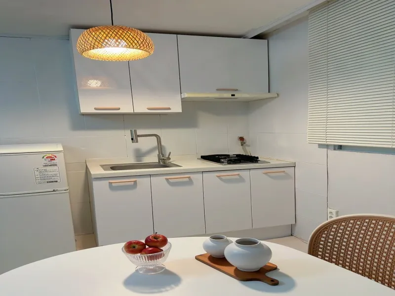 [Gwanak, Seoul] 5-minute walk from Seoul National University Station, Whitetone accommodation with parking available 4