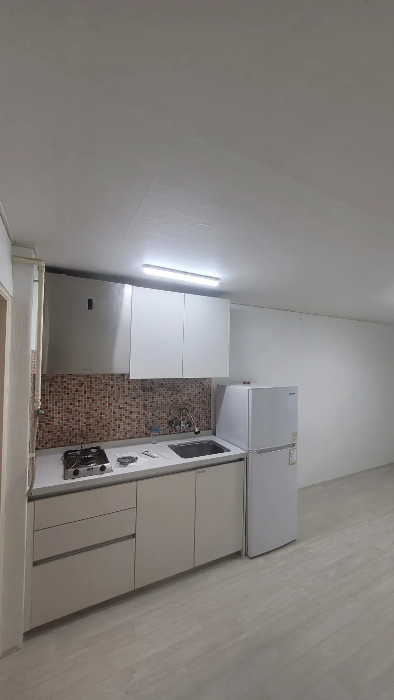 [Wonju] 5 mins from Terminal, 8 mins from Department Store, Studio 101 with Convenient Parking 6