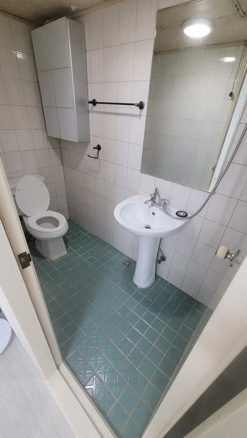 [Wonju] 5 mins from Terminal, 8 mins from Department Store, Studio 101 with Convenient Parking 5