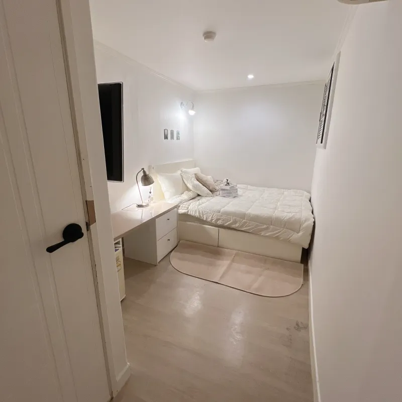 [Bucheon] 3-minute walk from Bucheon Station / Free laundry / Self check-in / Recommended for long-term stays, cozy room 6