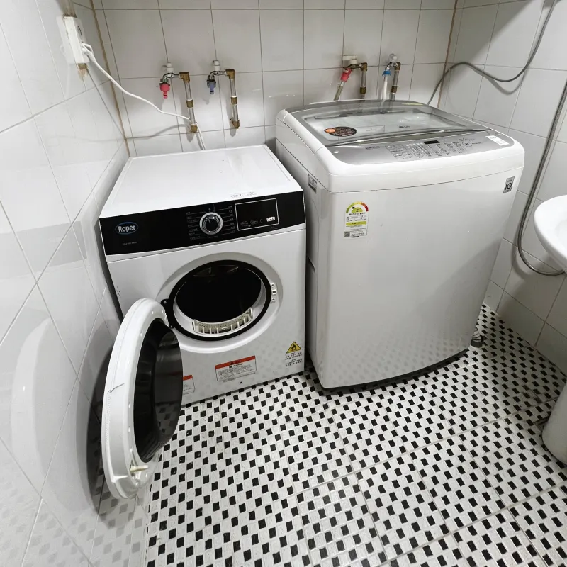[Bucheon] 3-minute walk from Bucheon Station / Free laundry / Self check-in / Recommended for long-term stays, cozy room 10