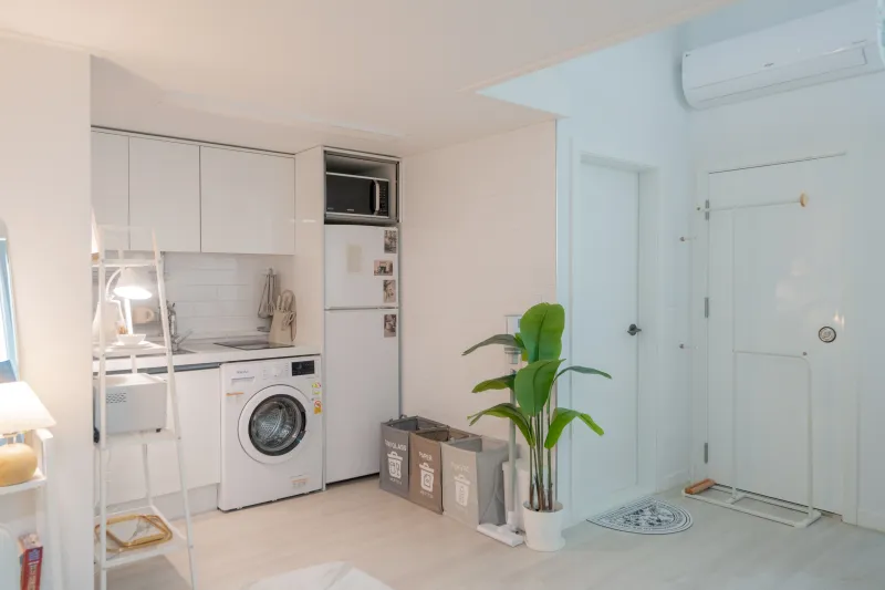 [Yeongdeungpo, Seoul] 6-Dryer Duplex Large Window Officetel, 5 Minutes from Hongdae, Hapjeong, Yeouido, and Dangsan Station 11