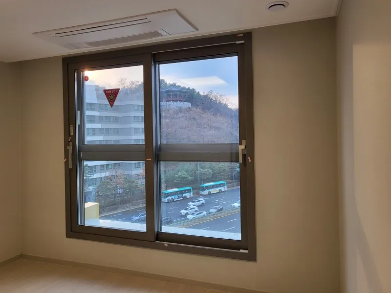 [Seongnam] 3-Room House Connected to Hyundai Department Store at Pangyo Station 4