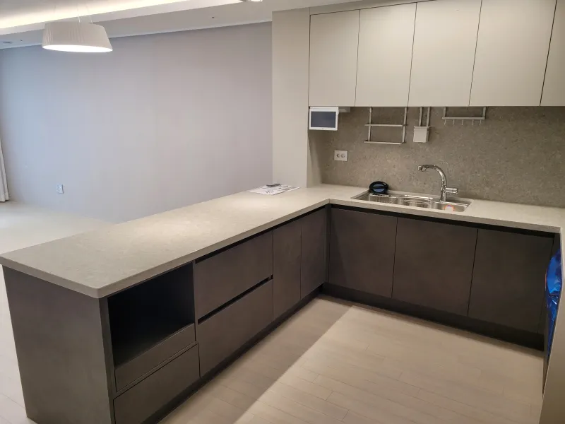 [Seongnam] 3-Room House Connected to Hyundai Department Store at Pangyo Station 7