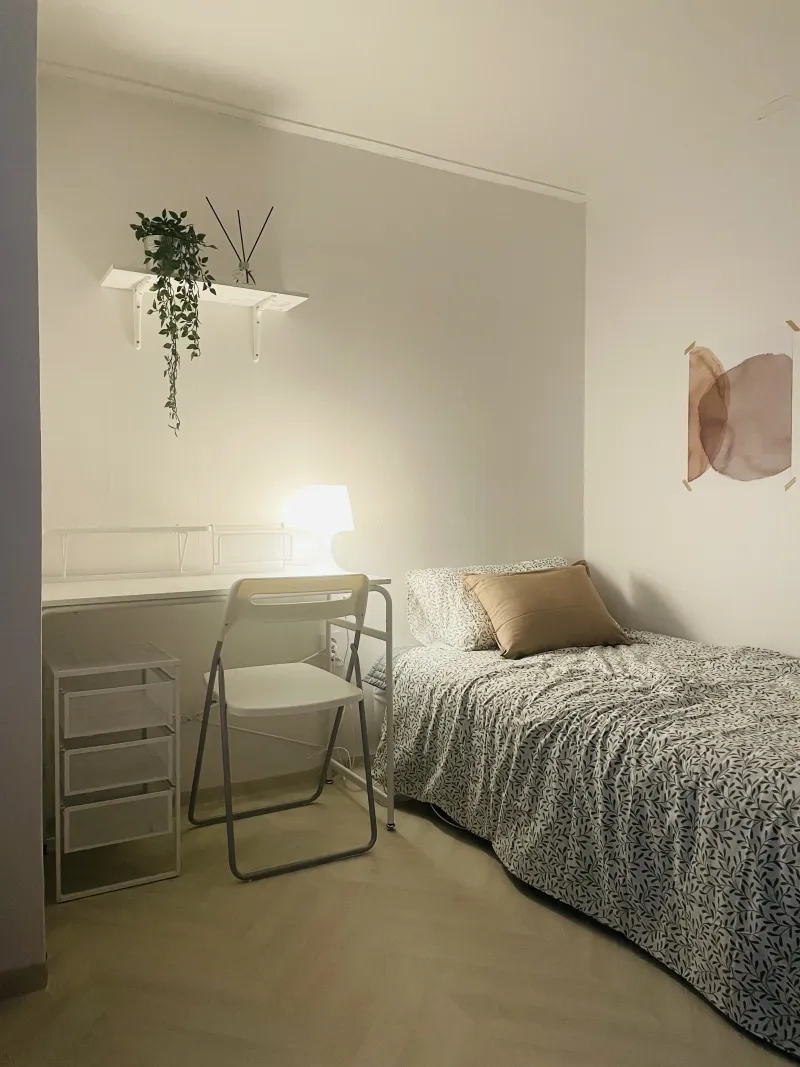 [Jungnang, Seoul] Women's Only Dormitory Room 401 near Sagajeong Station on Line 7 2