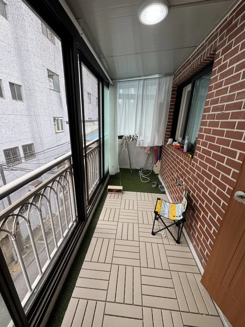[Seodaemun, Seoul] A house in the prime location, just a 1-minute walk from Hongik University Station 14