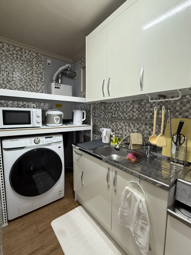 [Suyeong, Busan] Gwangan Local Restaurant Two Room 21