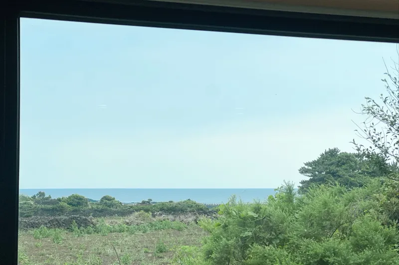 [Gujwa, Jeju] Jeju accommodations with a beautiful coastal road view 19