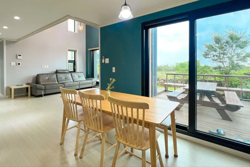 [Gujwa, Jeju] Jeju accommodations with a beautiful coastal road view 8